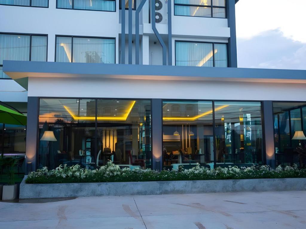 ยูดีเทล บูทิก โฮเต็ล อุดรธานี Hotel ภายนอก รูปภาพ